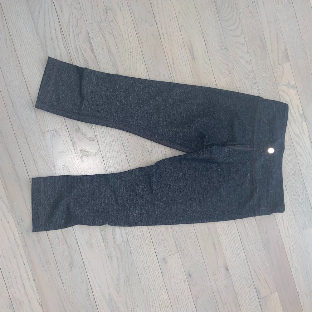 Grey Lululemon leggings size 4